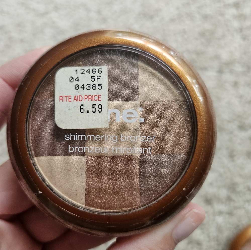 Jane Cosmetics Shimmering Bronzer Powder